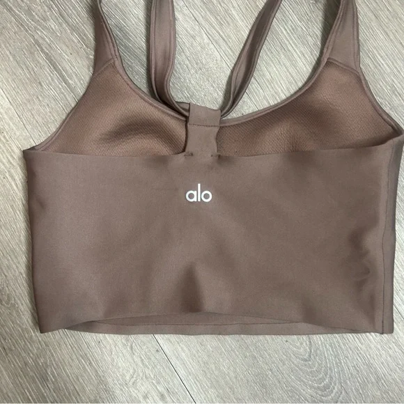 ALO Yoga Airlift Sleek Mauve Sports Bra.Size XS - Picture 4 of 6